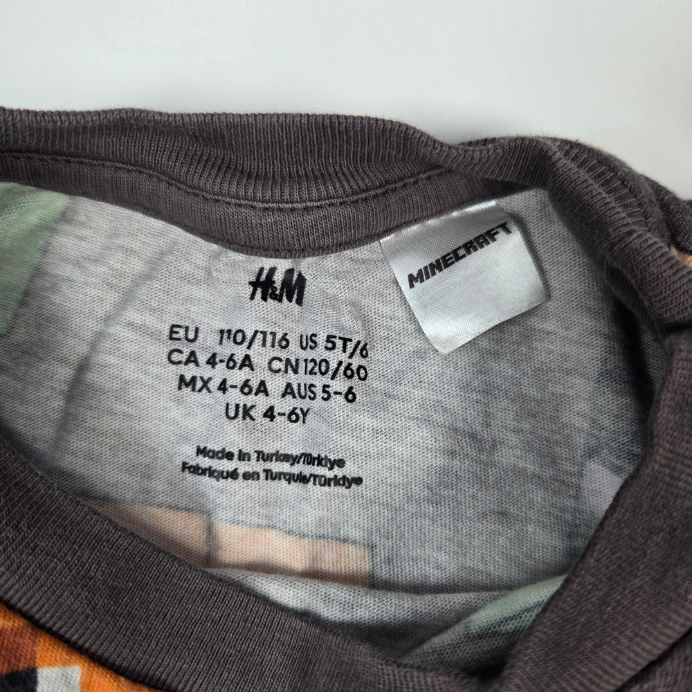 H&M Minecraft T-Shirt Kids 5T/6 Gray All Over Print Creeper Steve Alex Gamer Tee - Picture 2 of 4